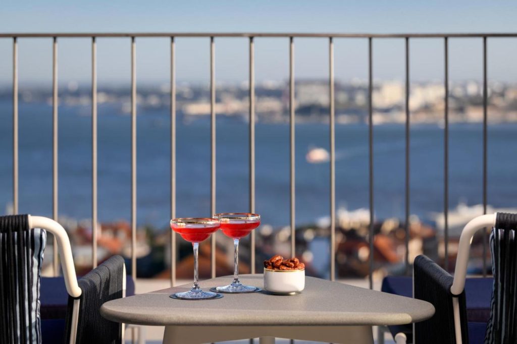 best hotel bairro alto lisbon